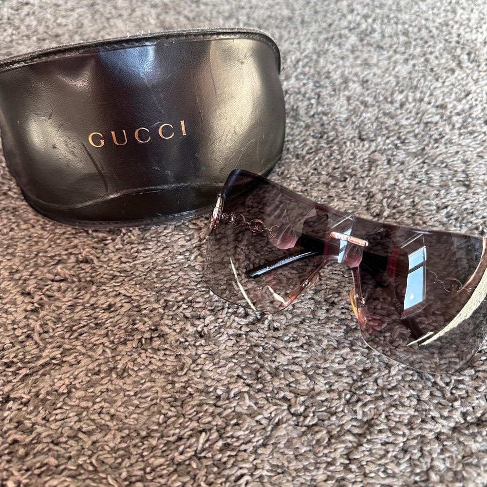 Gucci Black and Silver Sunglasses with Case
